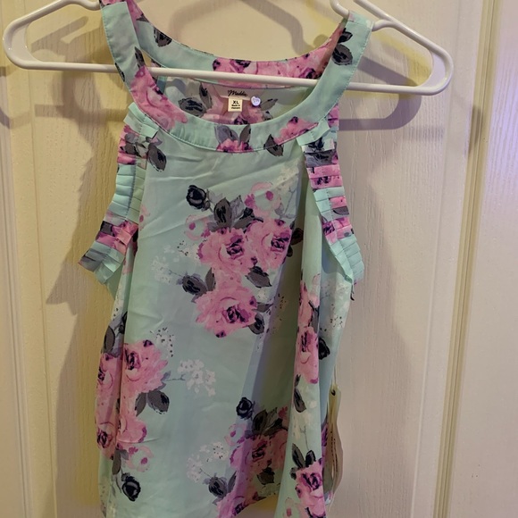 Maddie Floral Blouse - Picture 2 of 4